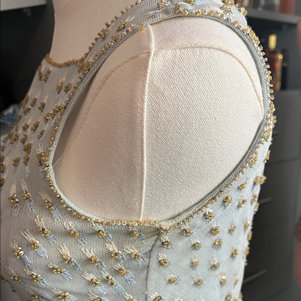 Vintage Oscar de la Renta Chic baby blue beaded top - Picture 4 of 7
